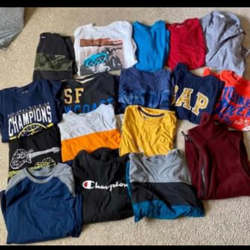 Boys Youth XL Long sleeves